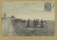 MOURMELON-LE-GRAND. -75 - Au Camp de Châlons. En Batterie!.
(54 - Nancyphotot. A. B. et Cie ,51Mourmelon : Lib. Militaire Guérin).[vers 1904]