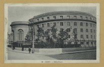 REIMS. 32. Bibliothèque.
Reims[s.n.].Sans date