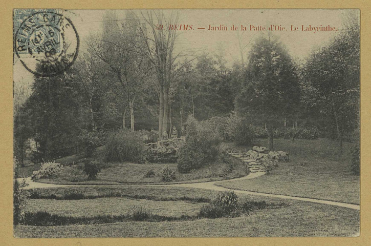 REIMS. 59. Jardin de la Patte d'Oie. Le Labyrinthe.