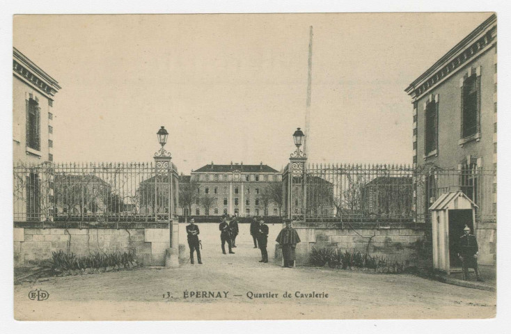 ÉPERNAY. 13. Quartier de Cavalerie.
s.l.É.L.D.[1917]