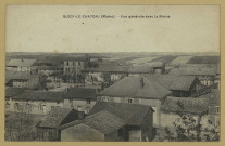 BUSSY-LE-CHÂTEAU. Vue générale avec la Mairie.
(51 - ReimsJ. Bienaimé).[vers 1919]
