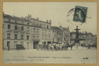 CHÂLONS-EN-CHAMPAGNE. Place de la République.
Châlons-sur-MarneEdition des Magasins Réunis.1910