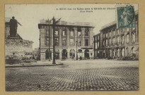 REIMS. 21. Reims dans les Ruines après la Retraite des Allemands - Place Royale.
ÉpernayThuillier.1922